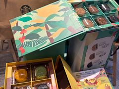 -星巴克(金谊广场店)
