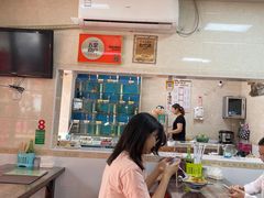 -亚忠小吃店(曾厝垵店)