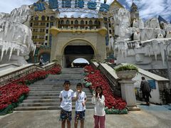 -石林冰雪海洋世界