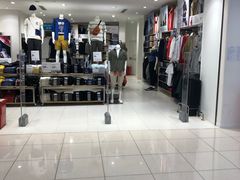 -优衣库(重庆沙坪坝印象汇店)
