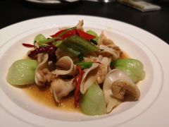 油淋鸟贝-东莱馋房(陆家嘴店)