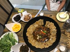 -每食每刻·皖北新民地锅鸡