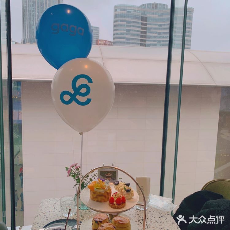 gaga祖马龙主题下午茶好看好拍还有香水拿