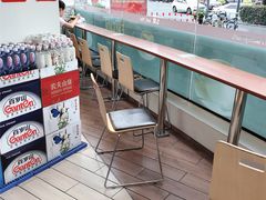 -全家便利店(四平路六店)