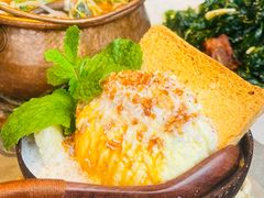 -饱嗝·小炒云南菜·见手青乌鸡汤锅(来凤街国创园店)