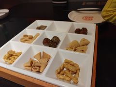 九宫格小吃-探鱼·鲜青椒爽麻烤鱼(领展购物广场店)