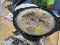 -正東记港味烧腊餐室(天鹅湖银泰城店)