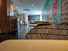 -麦当劳(中山大道中店)