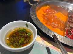 -廖掌柜·重庆鲜货火锅(上海首店)