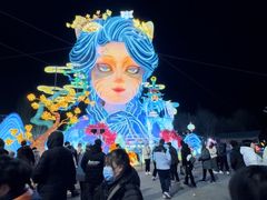 -淄博花灯齐彩城