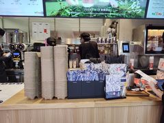 -霸王茶姬(上海静安大悦城店)