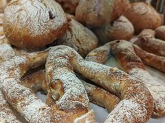 -CARINO BAKERY&CAFE(人广来福士店)
