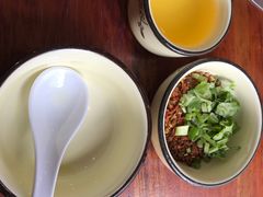 蘸水-大理.老字号渝记酸萝卜乌鱼(古城总店)
