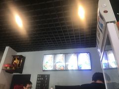 -愉肴麻辣香锅(中北镇店)