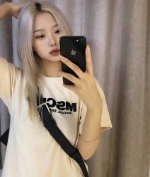 -Hello Lady发型设计