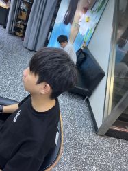 -藤野造型专业烫染接发