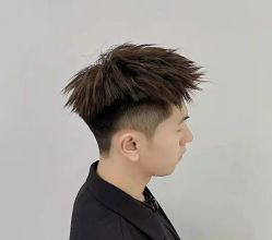 -朗峰专业美发沙龙