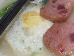 -香港深井掂檔烧鹅茶餐厅(海韵城店)