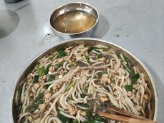 -正宗杨记普洱酸醋米线(总店)