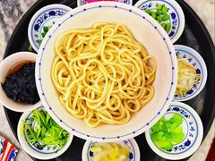 肉丁小碗干炸炸酱面-海碗居(牡丹园店)