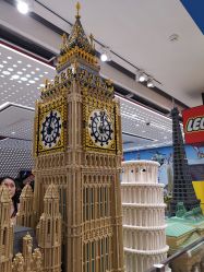 -乐高品牌旗舰店(人民广场店)