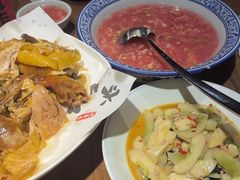 -头上红煨盐鸡·非遗院子餐厅