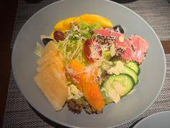 -卡普里披萨·牛扒·下午茶