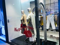 -URBAN REVIVO(欢乐海岸购物中心店)