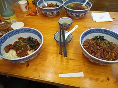 -沪西老弄堂面馆(定西路店)