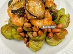 -品海楼·大连海胆锅贴馆(东港店)