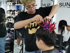 -首脑美容美发化妆美甲培训学校(长沙校区)