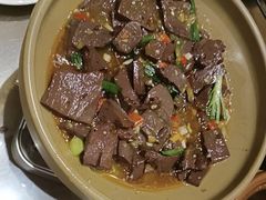 -钵家大院·地道湖北菜(江夏·大花岭店)