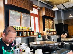 -星巴克臻选(北京前门大街店)