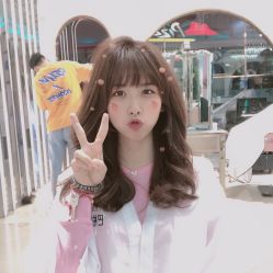 -BULB STUDIO 巴柏明星发型工作室