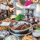 新开的火锅店，天天都是爆满