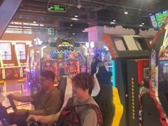 -哆啦星球(小寨店)