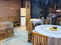 -鄱阳湖·江西小炒·瓦罐煨汤(五道口店)