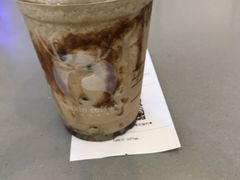 陨石拿铁纳瑞冰-瑞幸咖啡(苏河1号店)