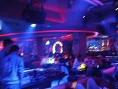 -古吉拉酒吧·蒲seven蹦