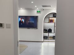 -聚云奢二手奢侈品黄金手表包包回收·中古店(三里屯总店)