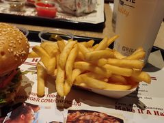 -The Habit Burger Grill 哈比特汉堡(复兴soho店)