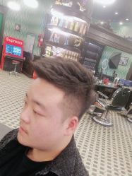 点击看大图 -海文先生国潮烫染男士理发馆