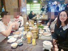 -半岛翡丽海鲜自助餐厅(观风亭店)