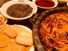 -纸盐河码头火锅(十八梯店)