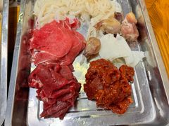 -金鼎雪山牦牛杂火锅(理县总店)