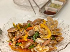 时椒炒花蛤-白仁仔· 活烤海鲜 宵夜(豫园店)
