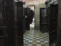 -吐斯廉屠杀博物馆