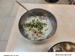 -卓雅桂林米粉