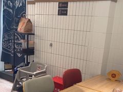 -必胜客(WOW昙华林店)
