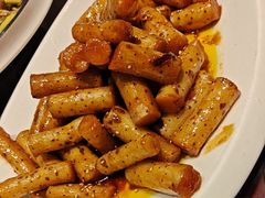 -老码头黑皮肘子锅包肉熏酱水饺(文政街店)